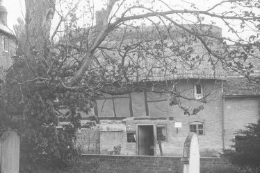Clifford Chambers.  Old cottages