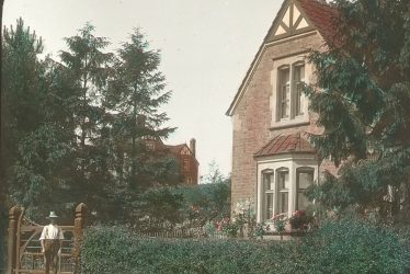 Clifford Chambers.  Red Hill House