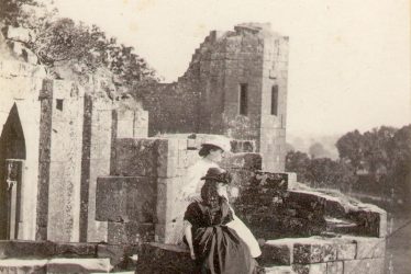 Kenilworth.  Castle, The Strong Tower