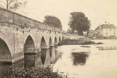 Stratford upon Avon.  Old Bridge