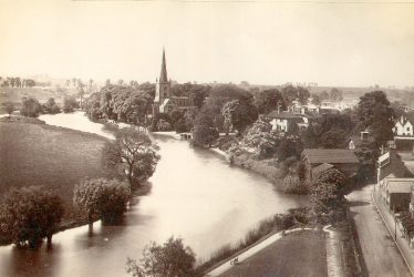 Stratford upon Avon.  River and Trinity Church