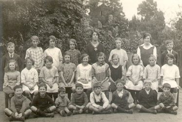 Temple Grafton.  School group photograph