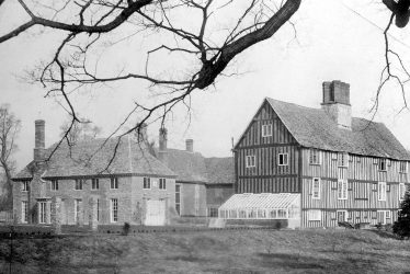 Clifford Chambers.  Manor House before fire