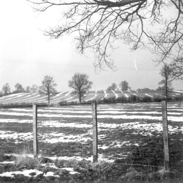 Clifford Chambers.  Snow scene