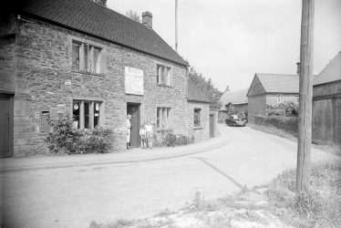 Ratley.  Post Office