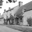 Halford.  Stone cottages