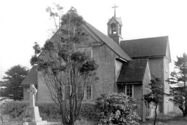 Galley Common.  St Peter's church and war memorial
