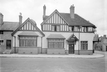 Henley in Arden.  Cottages