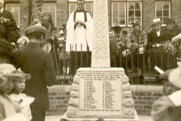 Hartshill.  Unveiling of War Memorial