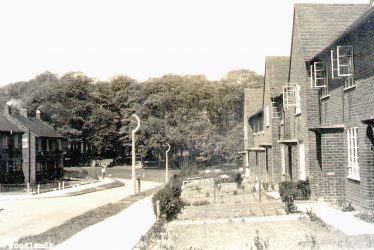 Hartshill.  The Woodlands