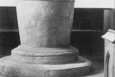 Haselor.  Church font