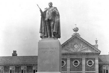 Hatton.  Statue of King Edward VII