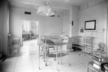Hatton.  King Edward VII Memorial Hospital operating theatre