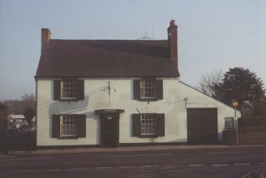 Henley in Arden.  289, High Street