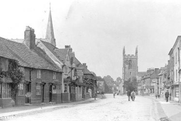 Henley in Arden.  High Street