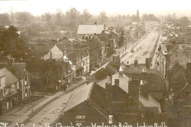 Henley in Arden.  High Street North End