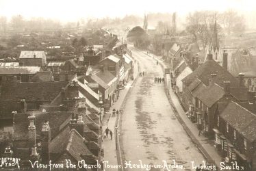 Henley in Arden.  High Street South End