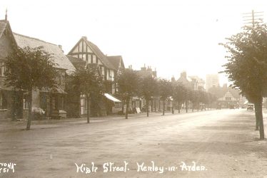 Henley in Arden.  High Street