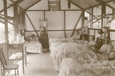 Henley in Arden.  Red Cross Hospital open air ward