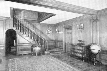 Idlicote House.  Entrance hall