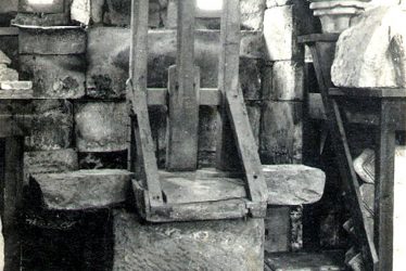 Kenilworth.  Abbey Museum ducking stool