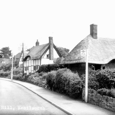 Kenilworth.  Cottages on Castle Hill