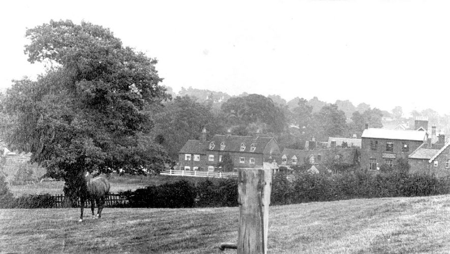 Abbey Fields, looking east to Bridge Street, Kenilworth.  1900s |  IMAGE LOCATION: (Warwickshire County Record Office)
