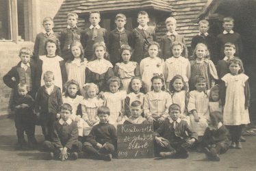 Kenilworth.  St John's CE School