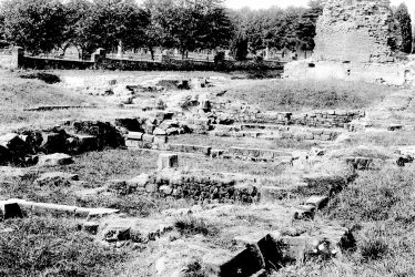 Kenilworth.  St Mary's Abbey foundations
