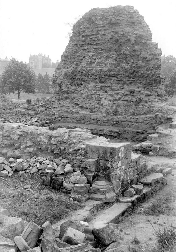 Foundations of St Mary's Abbey, Kenilworth.  1920s |  IMAGE LOCATION: (Warwickshire County Record Office)
