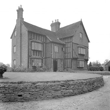 Kenilworth.  Rudfyn (now Redfern) Manor