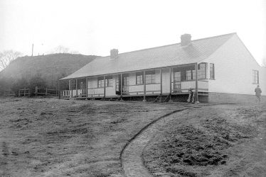 Kenilworth.  Golf Club House