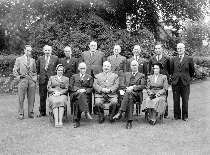 Members of the Kenilworth Urban District Council.  June 17th 1959 |  IMAGE LOCATION: (Warwickshire County Record Office)