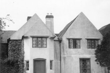 Kingsbury.  Holt Hall