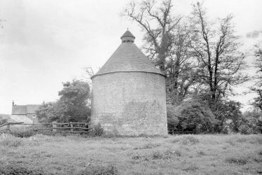 Kinwarton.  Dovecote from the rear