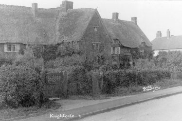 Knightcote.  Cottages