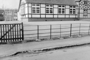 Ladbroke.  School