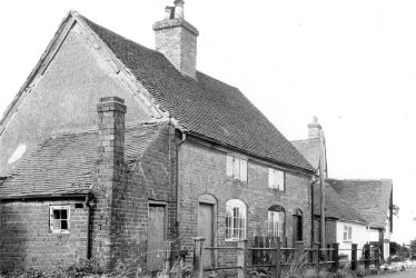 Lea Marston.  Haunch Cottage, Dunton Lane