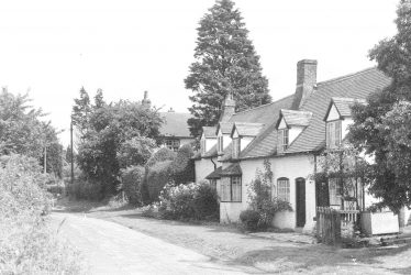 Welford on Avon.  Church Street