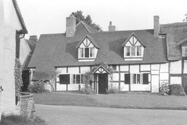 Welford on Avon.  Greenbank Cottage