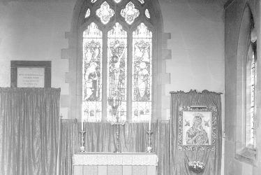 Lillington.  Church interior