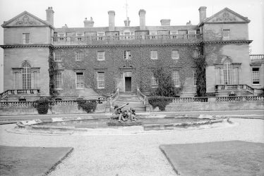 Moreton Morrell.  Moreton Hall Agricultural College