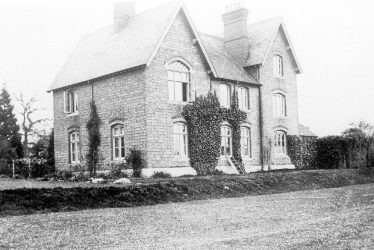 Moreton Morrell.  Vicarage