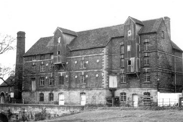 Milverton.  Rock Mills