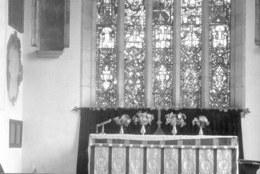 Mancetter.  St Peter's church interior