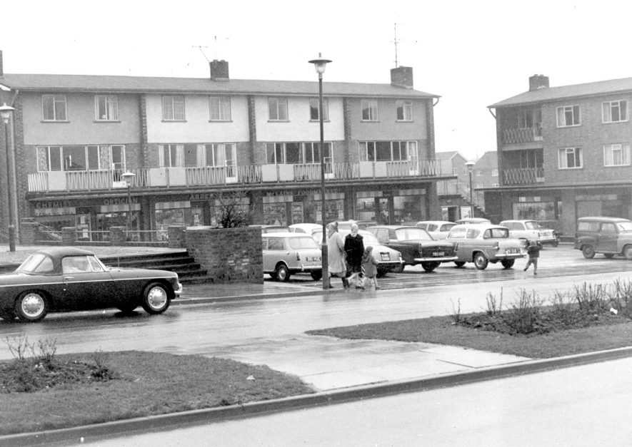 Crown Way, Lillington.  1967 |  IMAGE LOCATION: (Warwickshire County Record Office)