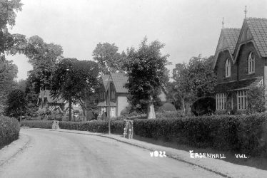 Easenhall.  Cottages