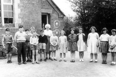 Cherington.  Group of schoolchildren