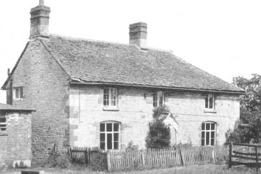 Newbold on Stour.  Gore Hill Farmhouse