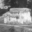 Newbold on Stour.  Ruined building